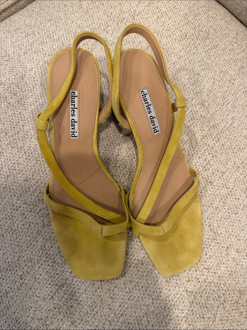Charles David “Clay” suede sandals in a gorgeous mustard/buttercup yellow. Women